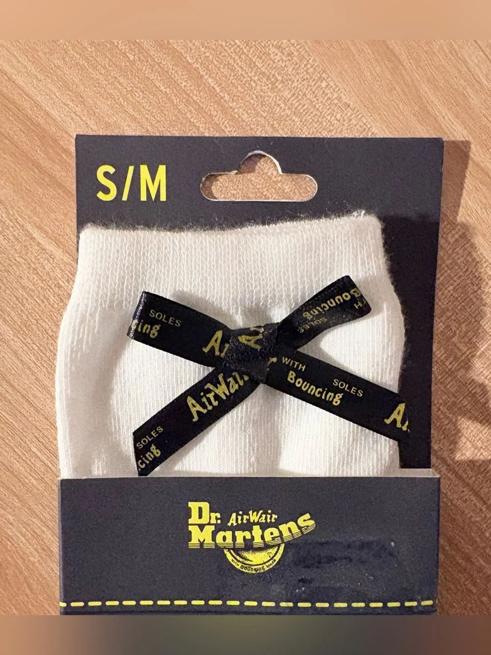 Dr. Martens S/M (3-8) BOW Socks White Organic w/ Logo 1 Pair New With Tags NWT